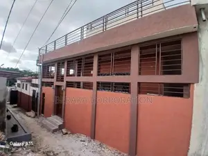 3chbre Villa dans Beraka Corporation, Bingerville à Vendre