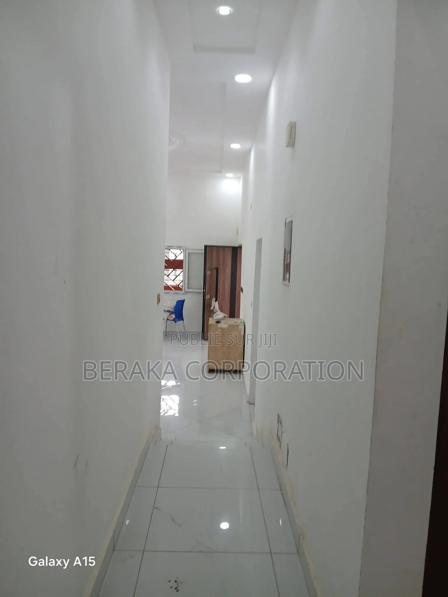 3chbre Villa dans Beraka Corporation, Bingerville à Vendre