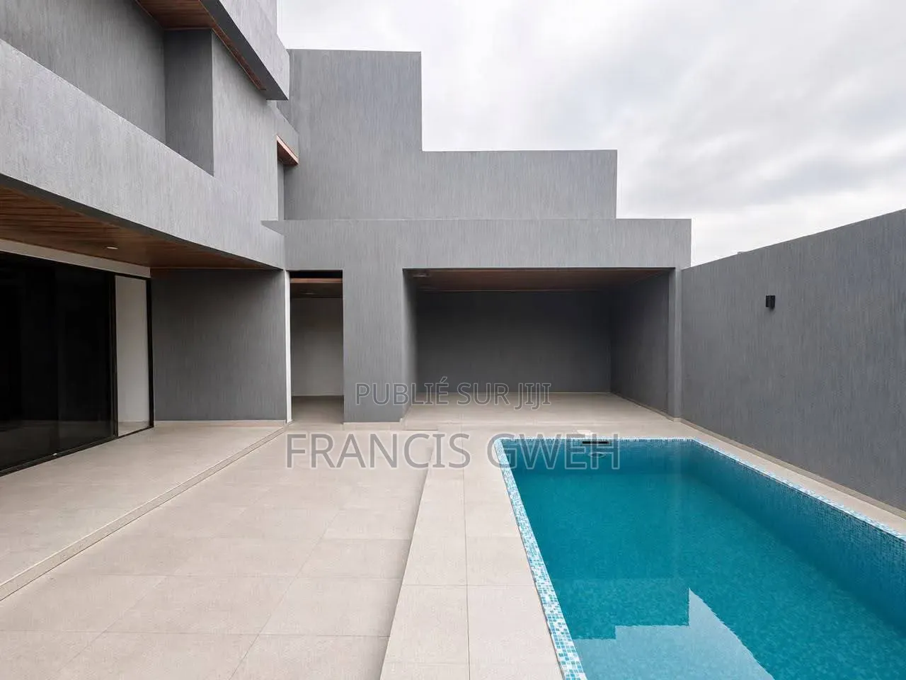 4chbre Duplex dans Francis Gweh, Cocody à Vendre