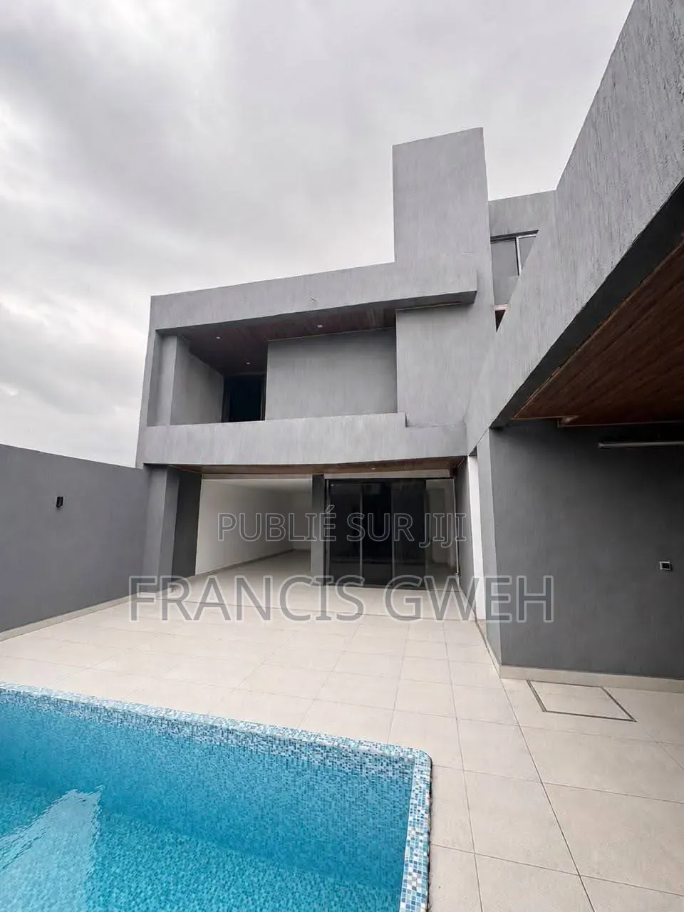 4chbre Duplex dans Francis Gweh, Cocody à Vendre