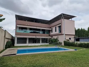 5chbre Duplex dans Francis Gweh, Cocody à Vendre