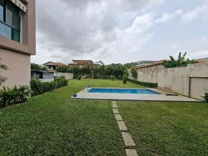 5chbre Duplex dans Francis Gweh, Cocody à Vendre