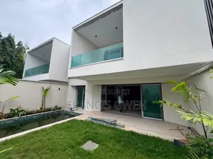 6chbre Duplex dans Francis Gweh, Cocody à Louer