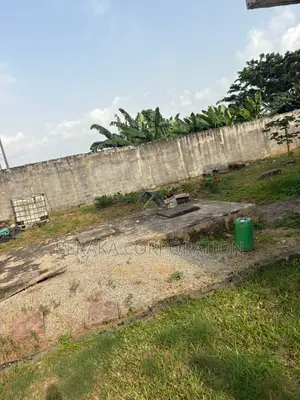 6chbre Villa dans Beraka Corporation, Cocody à Vendre