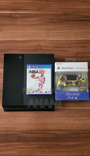 PS4 Fat Non Craqué Avec Une Manette Et Un CD