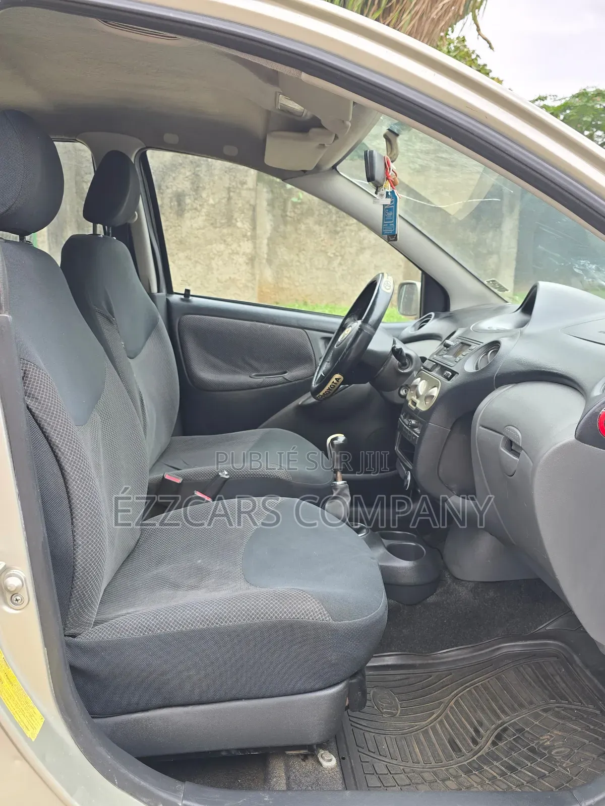 Toyota Yaris 2006 Doré