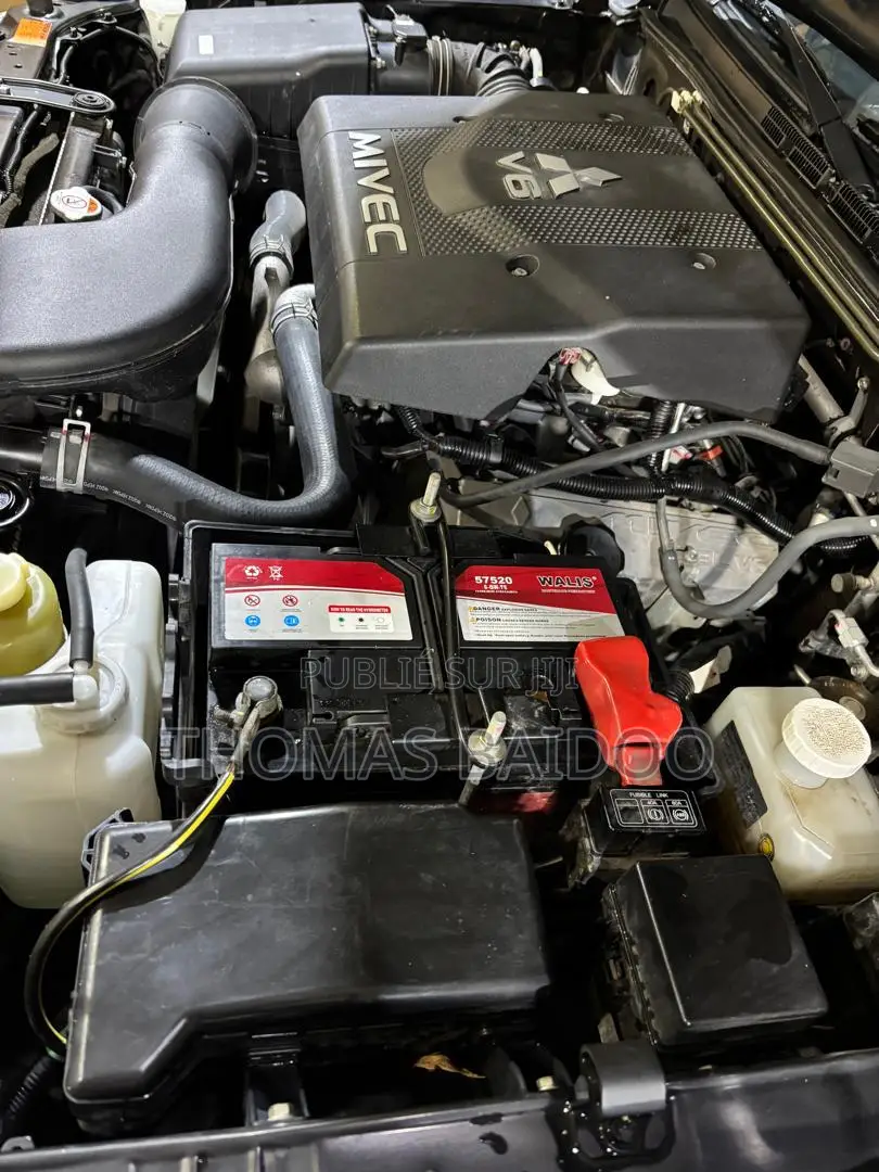 Mitsubishi Pajero V80 3.8 V6 GLS 2021 Noir