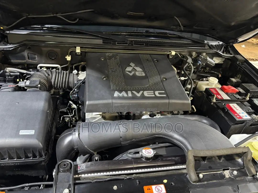 Mitsubishi Pajero V80 3.8 V6 GLS 2021 Noir