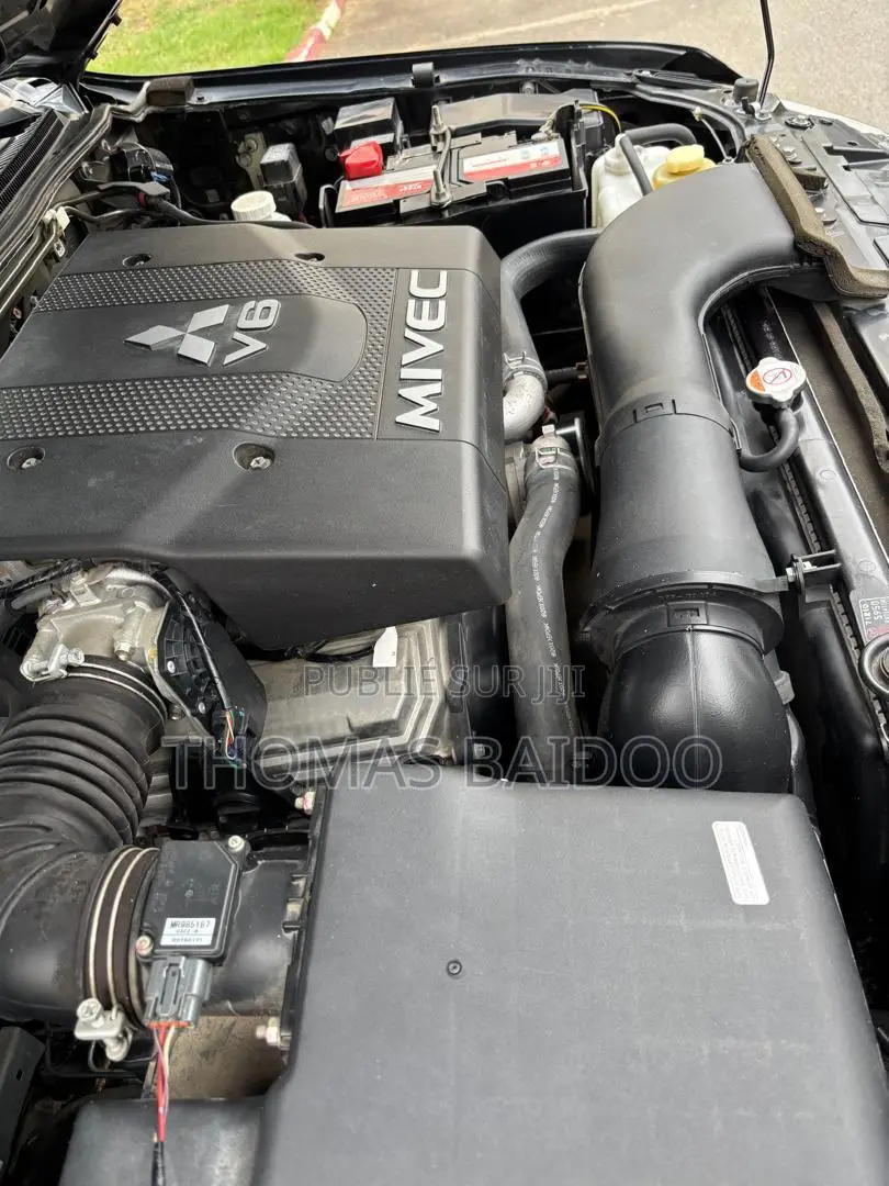 Mitsubishi Pajero V80 3.8 V6 GLS 2021 Noir