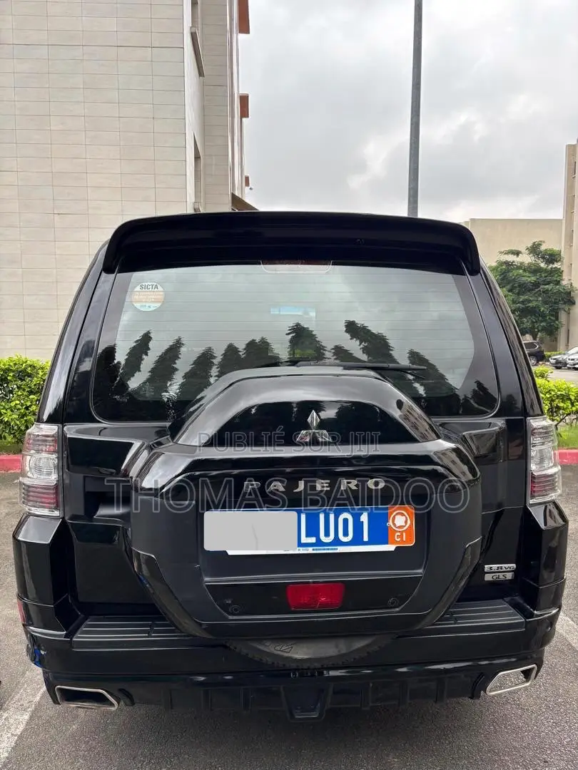 Mitsubishi Pajero V80 3.8 V6 GLS 2021 Noir