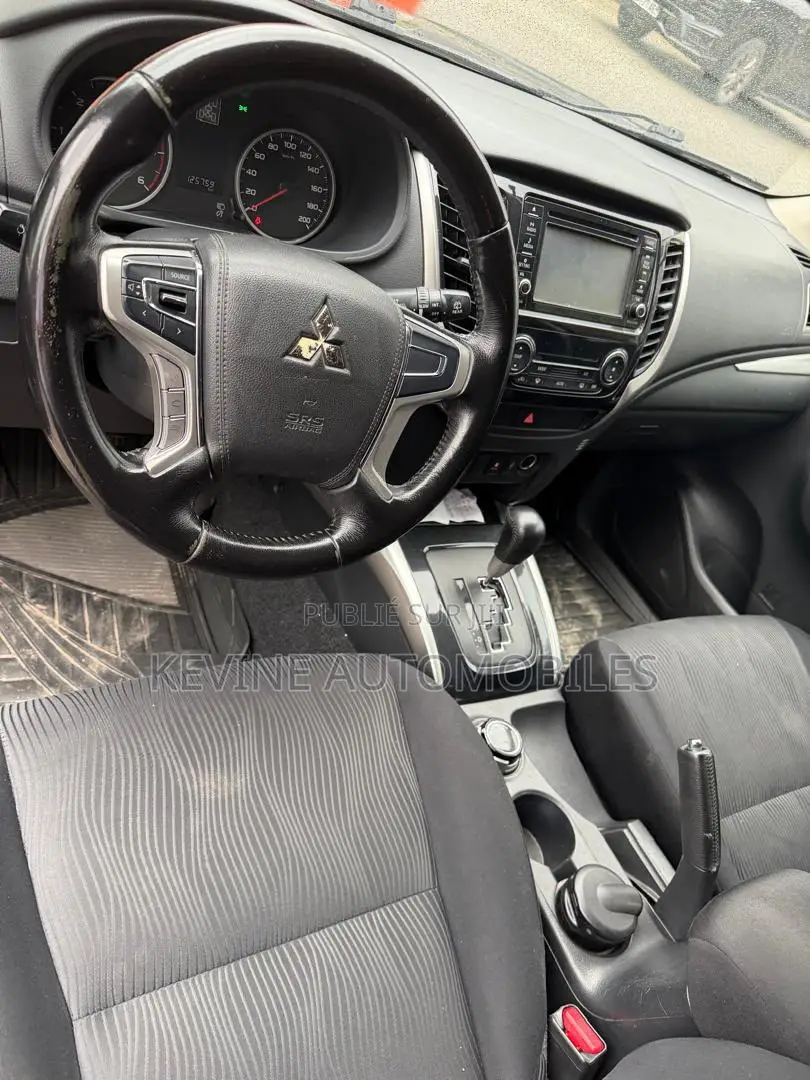 Mitsubishi Pajero 2023 Autre