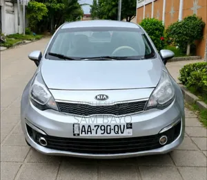 Kia Rio 2015 Argenté
