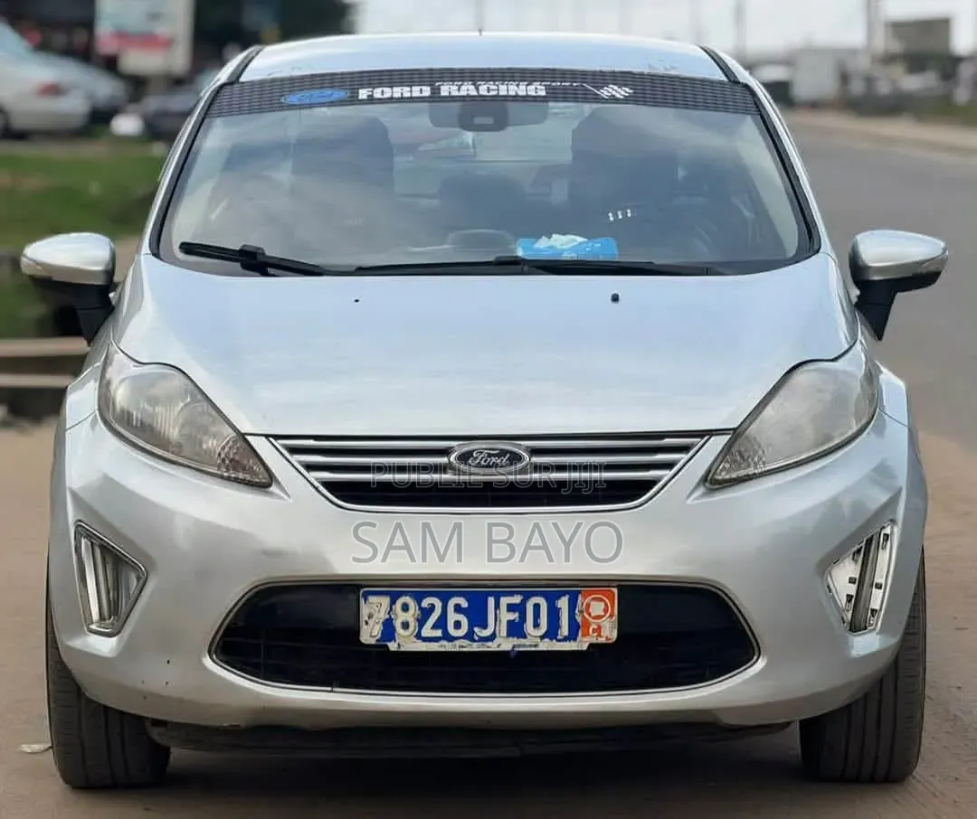 Ford Fiesta 2012 Argenté