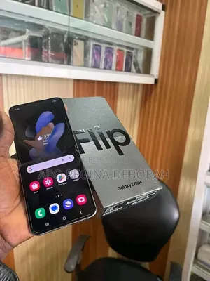 Nouveau Samsung Galaxy Fold 5G 512 GB Noir