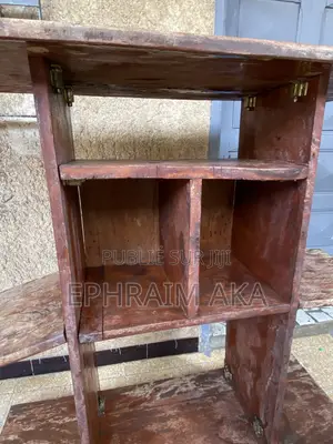 Étagère De Rangement en Bois – Solide Et Pratique – Occasion
