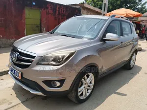 Changan CS35 2018 Gris