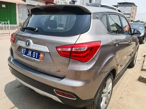 Changan CS35 2018 Gris