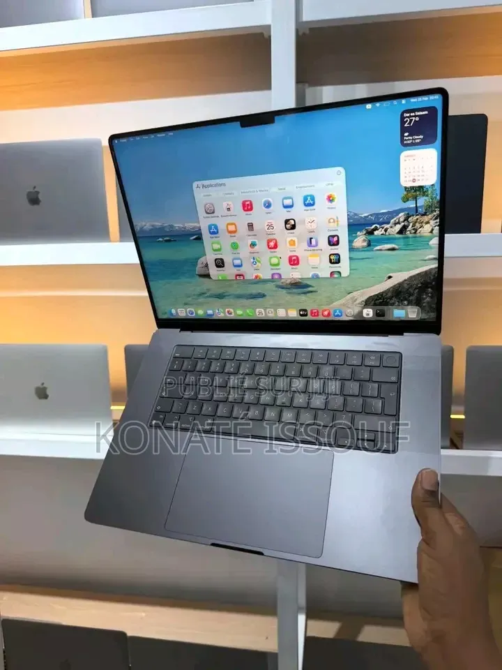 Nouveau Apple MacBook 2011 16GB Intel Core i7 HDD+SSD 512GB
