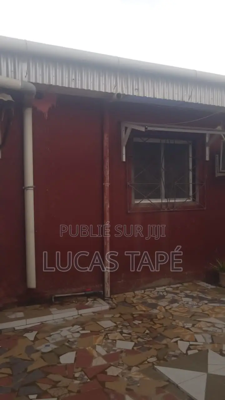 6chbre Villa dans Divo à Vendre