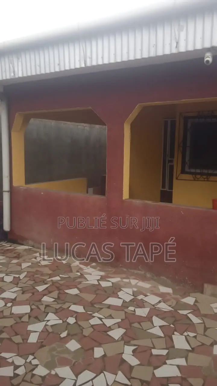 6chbre Villa dans Divo à Vendre