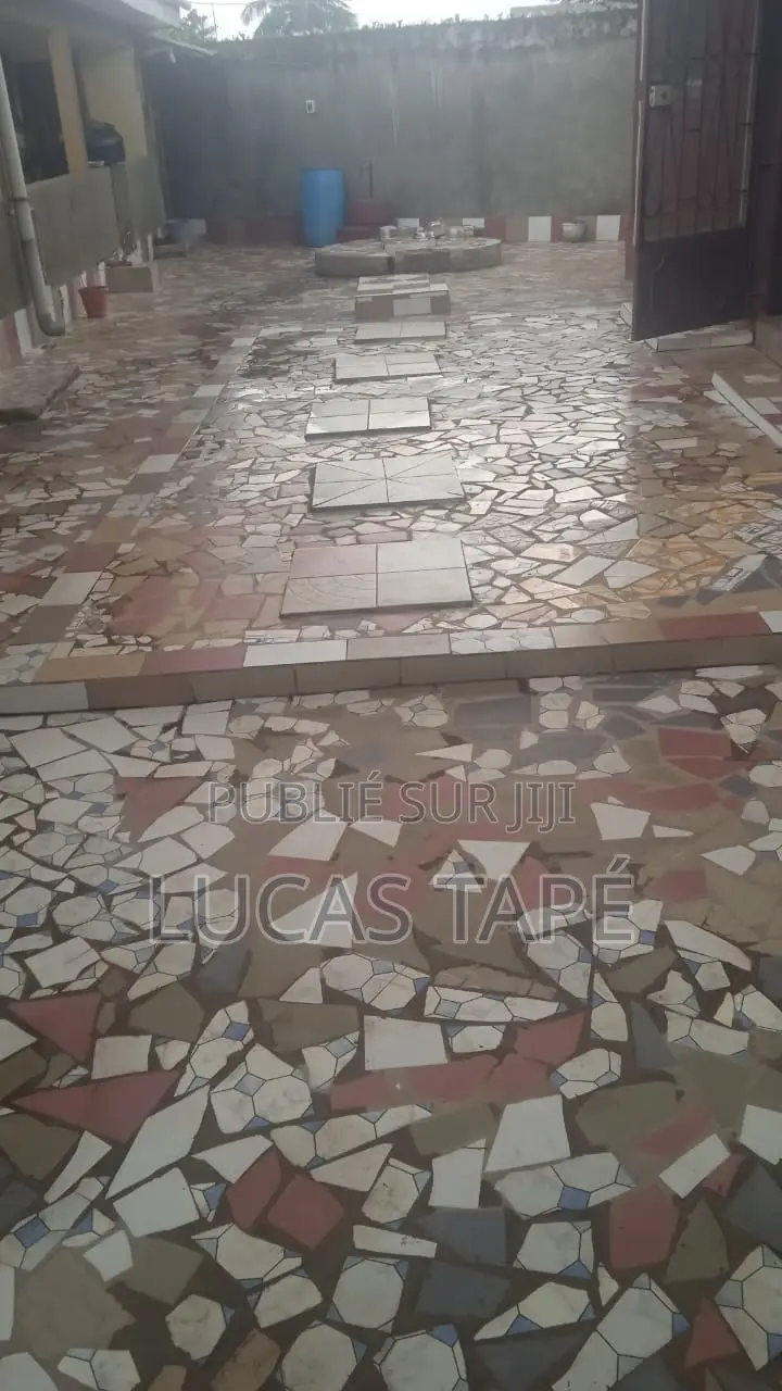 6chbre Villa dans Divo à Vendre