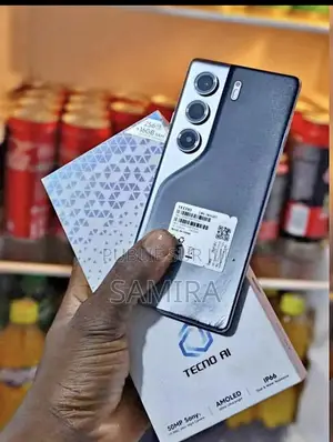 Nouveau Tecno Camon 40 Pro 4G 256 GB Blanc
