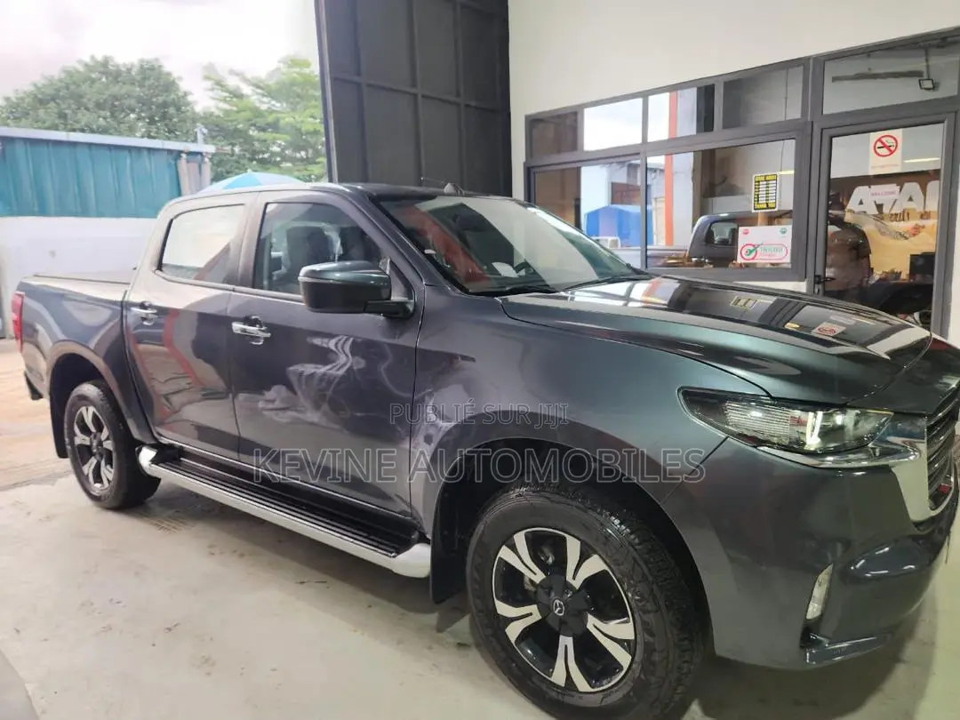 Nouveau Mazda BT-50 2025 Autre