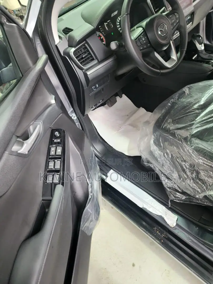 Nouveau Mazda BT-50 2025 Autre