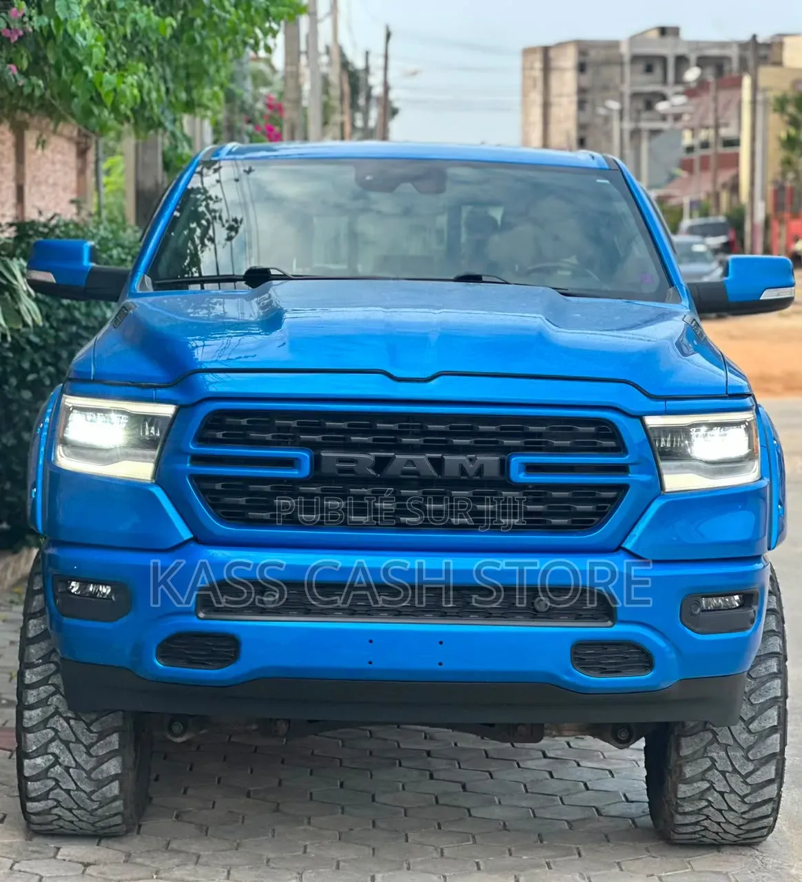 Dodge RAM 2023 Bleu