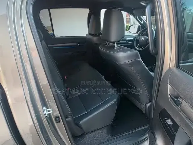 Nouveau Toyota Hilux 2026 Blanc