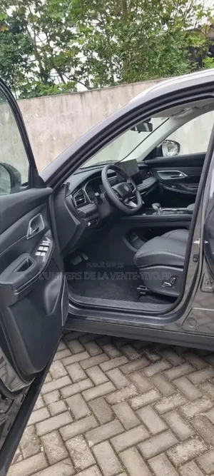 Nouveau Changan CS75 2025 Noir Mat