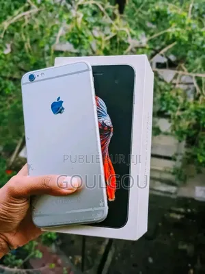 Nouveau Apple iPhone 6 16 GB Blanc