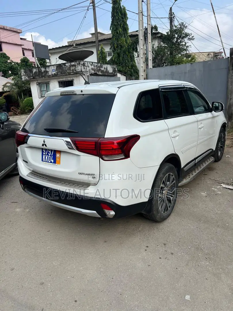 Mitsubishi Outlander 2.0 PHEV AWD 2017 Blanc