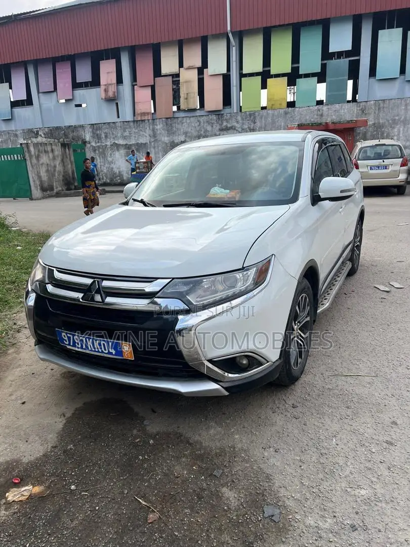 Mitsubishi Outlander 2.0 PHEV AWD 2017 Blanc