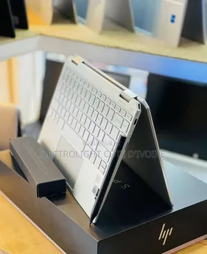 Nouveau HP Spectre X360 16GB Intel Core i7 SSD 512GB
