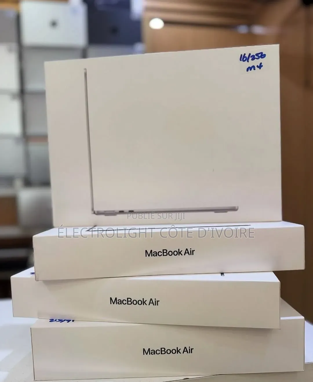 Nouveau Apple MacBook Air 2025 M4 16GB Apple M4 SSD 512GB