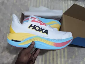 Hoka Bondi 9