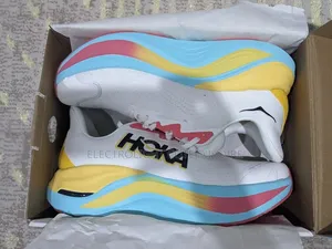 Hoka Bondi 9