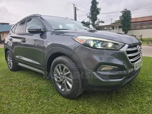 Hyundai Tucson 2017 Gris