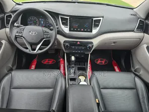 Hyundai Tucson 2017 Gris
