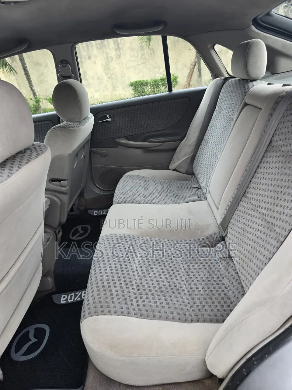 Mazda 616 2002 Gris