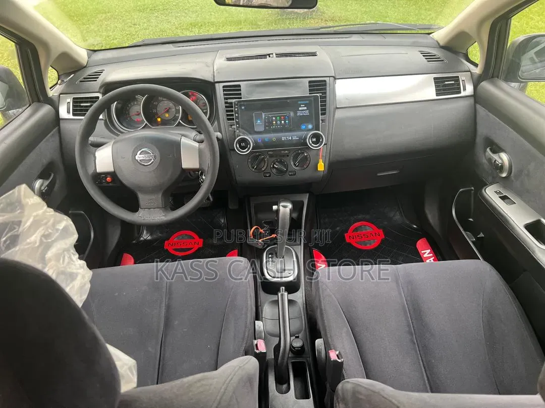 Nissan Versa 2008 Noir