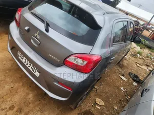 Mitsubishi Mirage 2008 Gris