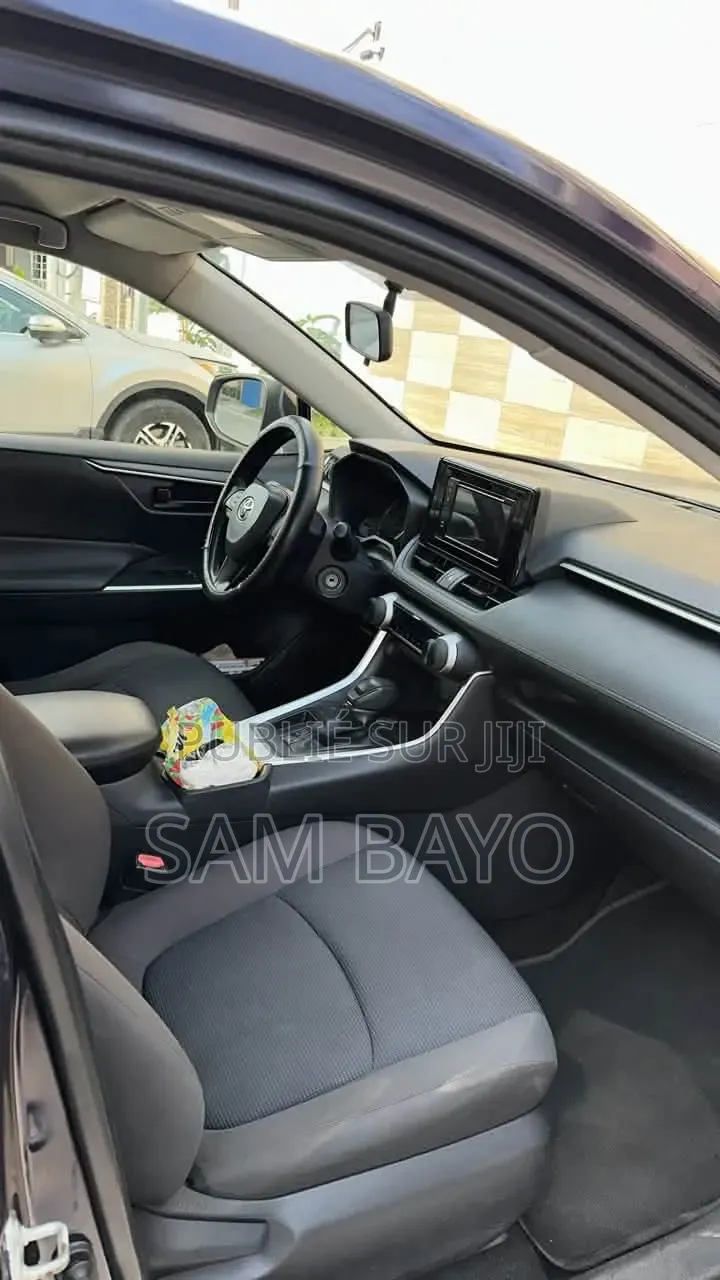 Toyota RAV4 2020 Bleu
