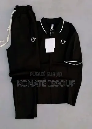 Vêtements De Garçon