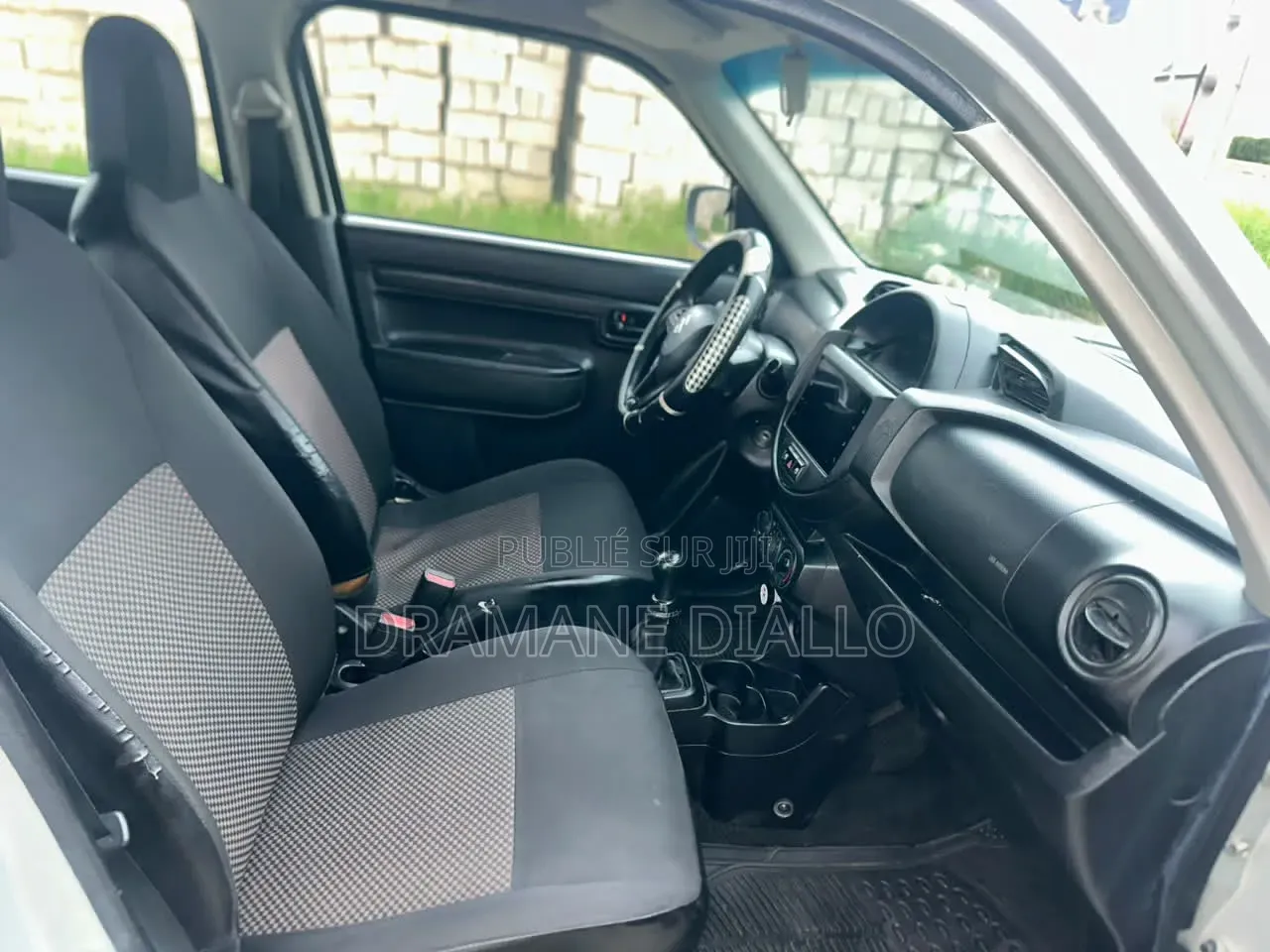 Suzuki S-Presso 2024 Gris