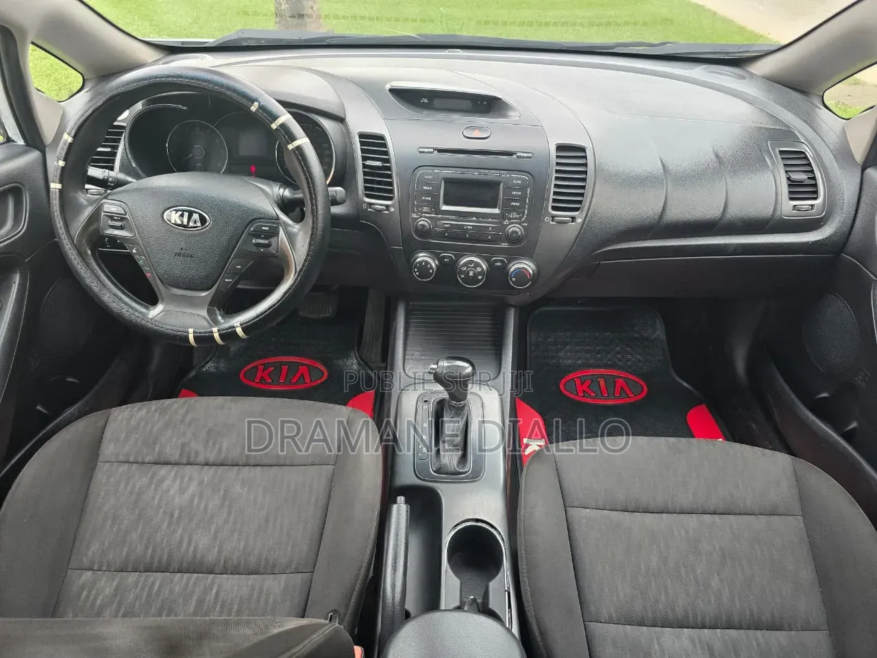 Kia Forte 2016 Blanc cassé