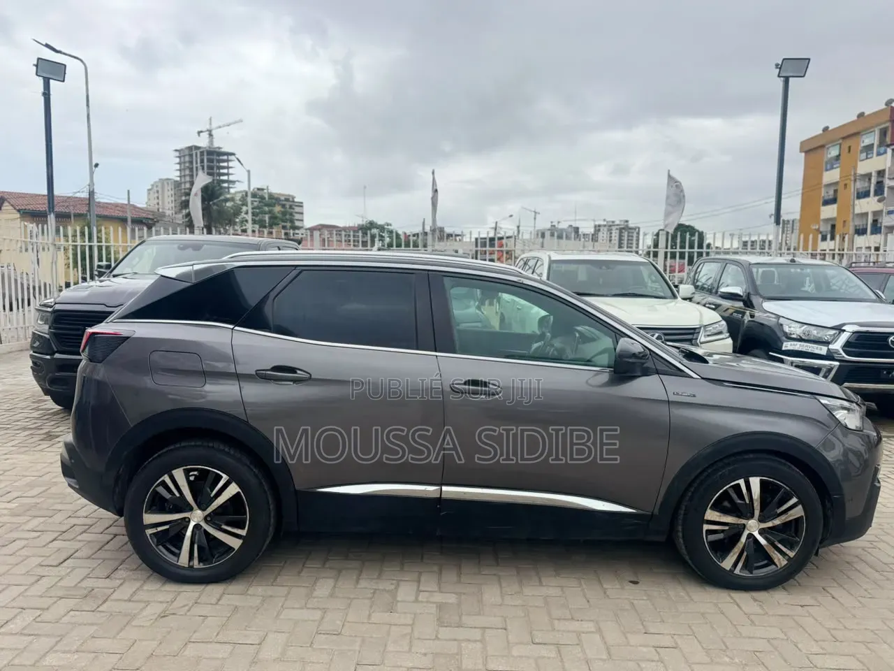 Peugeot 3008 2018 Gris