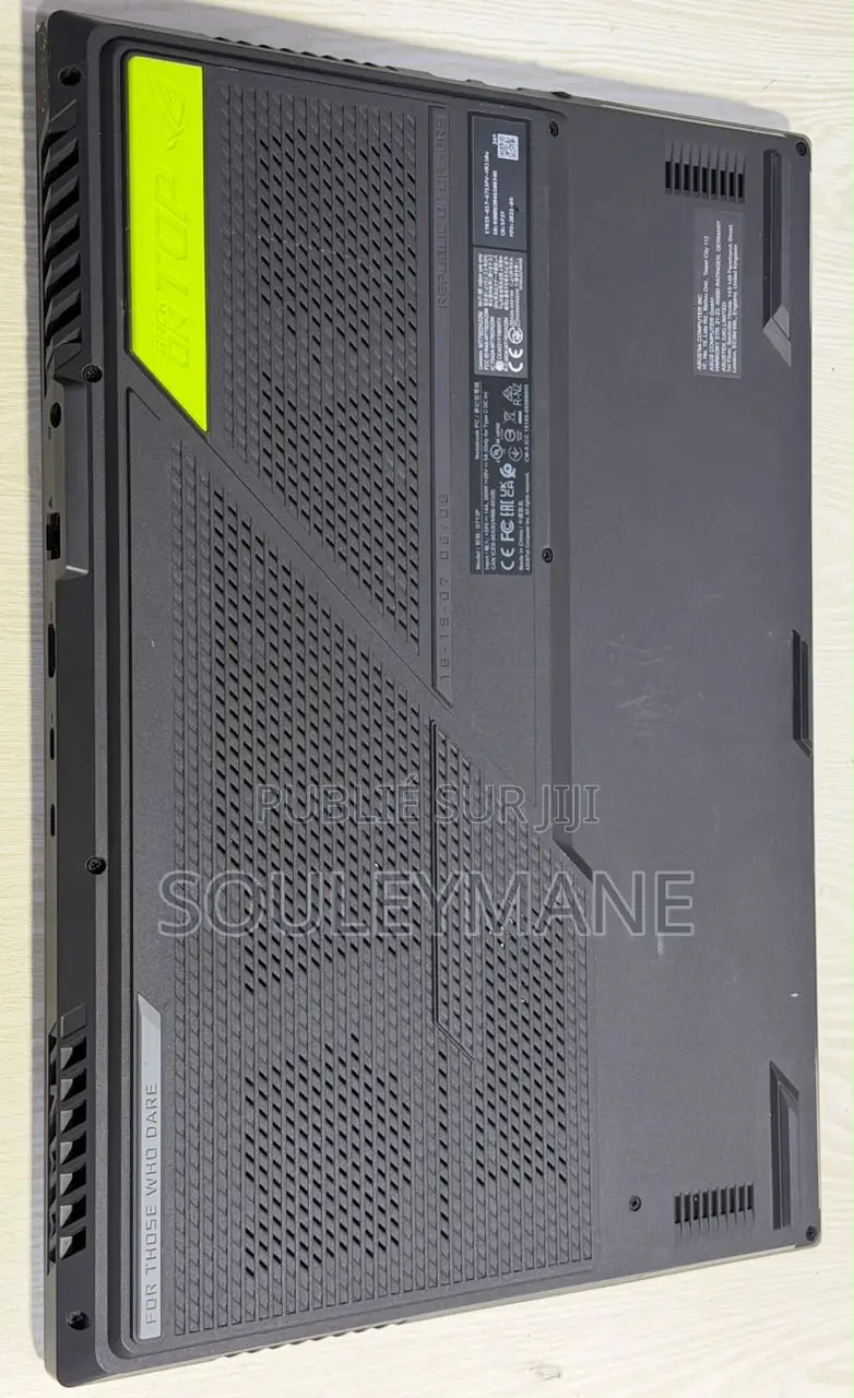 Ordinateur portable Asus ROG G750JH 16GB AMD Ryzen 9 SSD 1T
