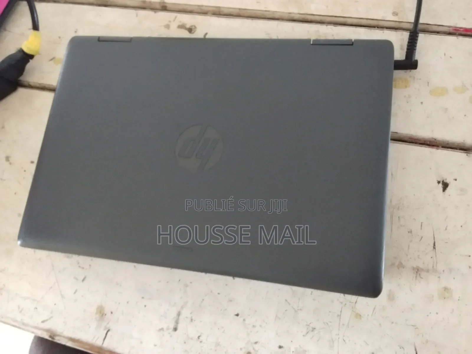 Nouveau Ordinateur portable HP 250 G10 4GB Intel SSD 256GB